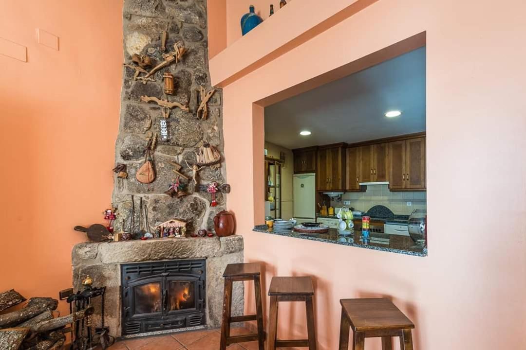 Apartamentos & Casa Rural Boada Con Jardin Interior Y Barbacoa Villamiel ภายนอก รูปภาพ